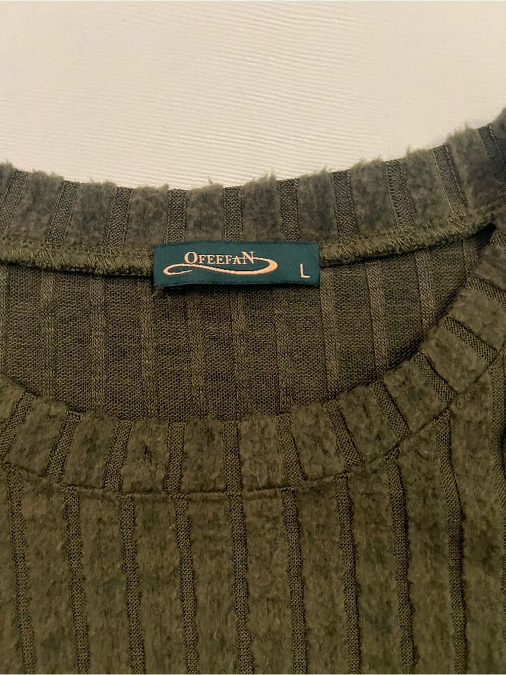 Olive Green Women's Sweater with Front Pockets - Picture 2 of 5